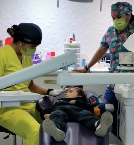 Dentista de niños y adultos. Smile & Grow. Campus II Chihuahua