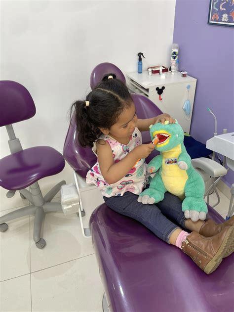 Dentista para niños Toothland Dra. Ana Morales Montalvo